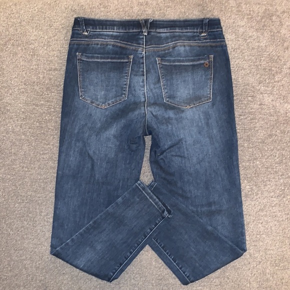 Democracy Jeans - Picture 2 of 7